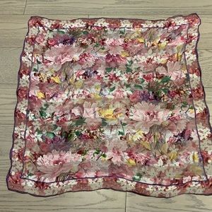 Beautiful Vintage Silk Scarf